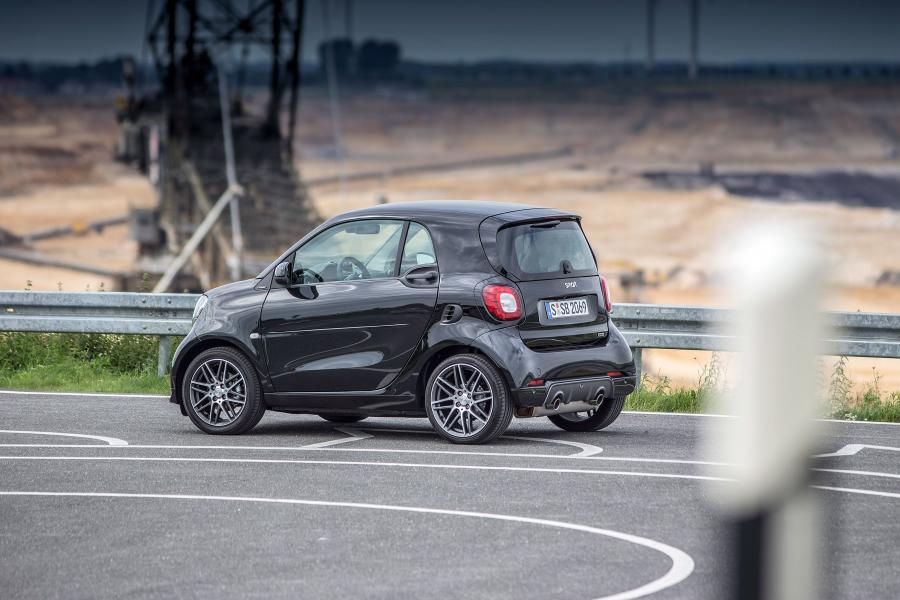  Smart ForTwo Xclusive Coupe by Brabus 2016 года  (фото 21 из 29)